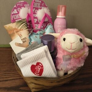 PINK Victoria's Secret Women's Bath & Body Gift Set ♥️ Gift Giving Basket ♥️ VS